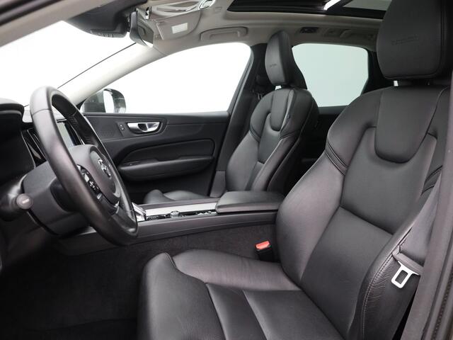 Volvo XC60 2.0 T8 Twin Engine AWD Inscription | PANO | 360° | HUD | ADAPTIVE | KEYLESS | STOELVERW.