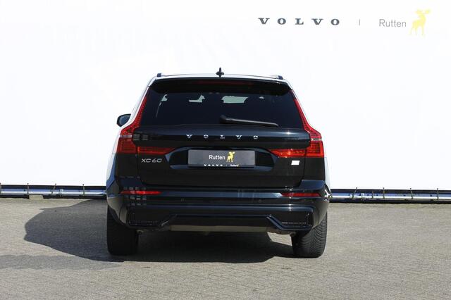 Volvo XC60 T6 350PK Long Range Dark Plus Dark Panoramisch schuif-kanteldak / Semi elektrisch wegklapbare trekhaak / Lederen bekleding / 19" lichtmetalen velgen / Adaptieve Cruise Control
