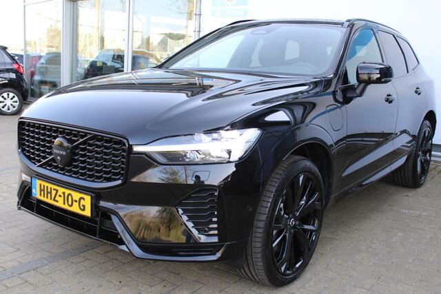 Volvo XC60 2.0 T6 Plug-in hybrid AWD Plus Black Edition | Direct Leverbaar!! | Panorama dak | Elektrisch wegklapbare trekhaak | Memory stand voorstoelen | Harman/Kardon Audiosysteem | Stoelverwarming voor & achter | Keyless entry/start | Stuurverwarming | Elektrisch