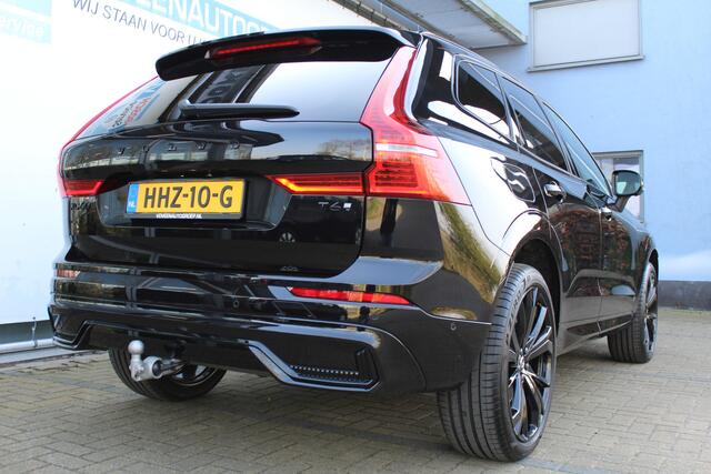 Volvo XC60 2.0 T6 Plug-in hybrid AWD Plus Black Edition | Direct Leverbaar!! | Panorama dak | Elektrisch wegklapbare trekhaak | Memory stand voorstoelen | Harman/Kardon Audiosysteem | Stoelverwarming voor & achter | Keyless entry/start | Stuurverwarming | Elektrisch