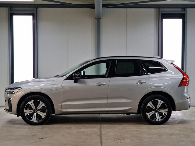 Volvo XC60 2.0 T6 Plug-in hybrid AWD Plus Dark 350pk | Elek. panodak | Elektrische stoelen met geheugen |