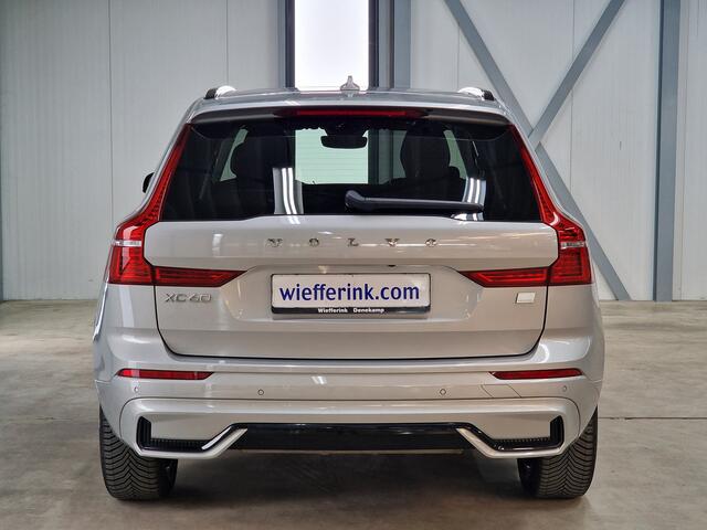Volvo XC60 2.0 T6 Plug-in hybrid AWD Plus Dark 350pk | Elek. panodak | Elektrische stoelen met geheugen |