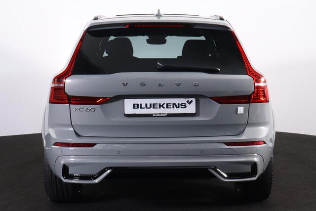 Volvo XC60 T8 AWD Polestar Engineered - LONG RANGE - Panorama/schuifdak - IntelliSafe Assist & Surround - 360º Camera - Bowers & Wilkins audio - Verwarmde voorstoelen, stuur & achterbank - Parkeersensoren voor & achter - Elektr. bedienb. voorstoelen met geheugen - D