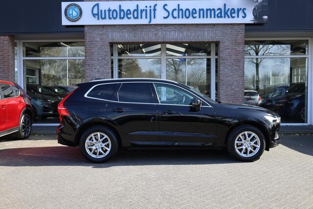 Volvo XC60 2.0 D3 Momentum CAMERA TREKHAAK-ELEC. CARPLAY 2xPDC FULL-LED 18"LMV BLIS