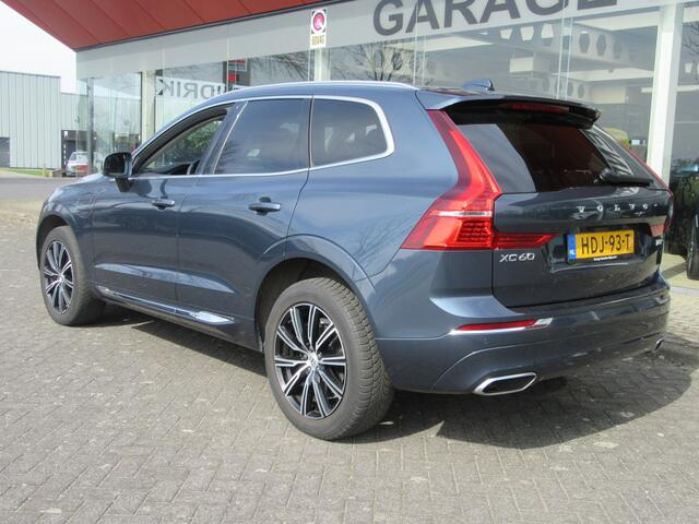 Volvo XC60 2.0 T8 Twin Engine AWD Inscription, Pano dak,leder (occasion)
