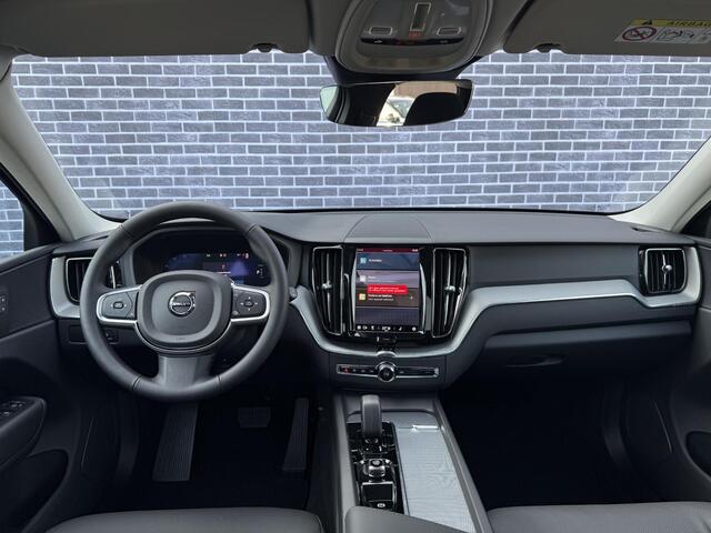 Volvo XC60 2.0 T6 Plug-in hybrid AWD Essential Edition Bright | 21 inch velgen | Schuif/kantel panoramadak | Stoel/stuurverwarming | Leder | Onyx Black |