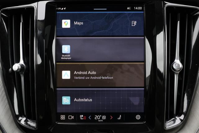Volvo XC60 T6 Recharge AWD Plus Dark - LONG RANGE - Panorama/schuifdak - IntelliSafe Assist & Surround - 360º Camera - Harman/Kardon audio - Adaptieve LED koplampen - Verwarmde voorstoelen, stuur & achterbank - Parkeersensoren voor & achter - Elektr. bedienb. voorst