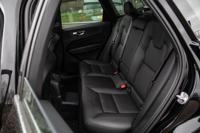 Volvo XC60 2.0 T6 Plug-in hybrid AWD Plus Bright , Pano dak, Adap. cruise,