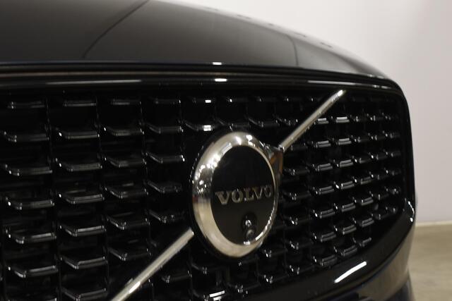 Volvo XC60 T6 350PK Automaat Plug-in hybrid AWD Plus Dark / Adaptive Cruise control / Stoelverwarming v+a / Stuurverwarming / Elektr. achterklep / Panoramadak / Harman Kardon / 360 camera
