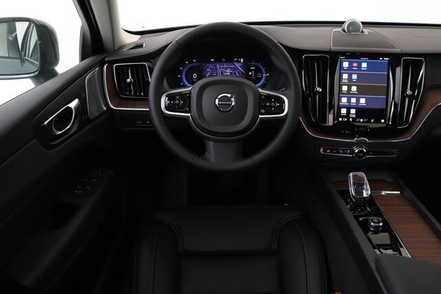 Volvo XC60 RECHARGE T6 AWD ULTIMATE BRIGHT -PANO.DAK|B&W-AUDIO|TREKHAAK|AIR.SUSPENSION|360CAM|MASSAGE