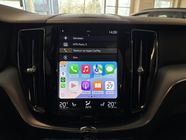 Volvo XC60 2.0 T8 Recharge AWD / Panoramadak / Leer / HeadUp / BLIS / Adapt cruise + Pilot ass / Apple Carplay/ Dab+ / HK / 360 camera - Elek Trekhaak -