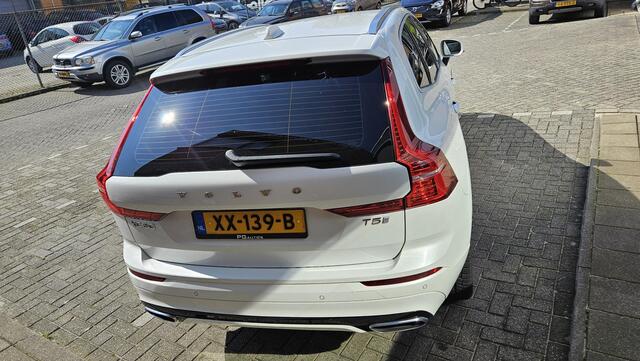 Volvo XC60 2.0 T5 R-Design