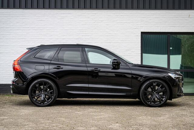 Volvo XC60 2.0 T6 AWD 398pk Black Edition Luchtvering Nappa