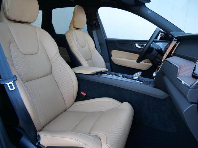 Volvo XC60 2.0 T6 PHEV 350pk AWD Ultimate Dark AUTOMAAT Bowers/Wilkin Sound / Panoramadak / HUD