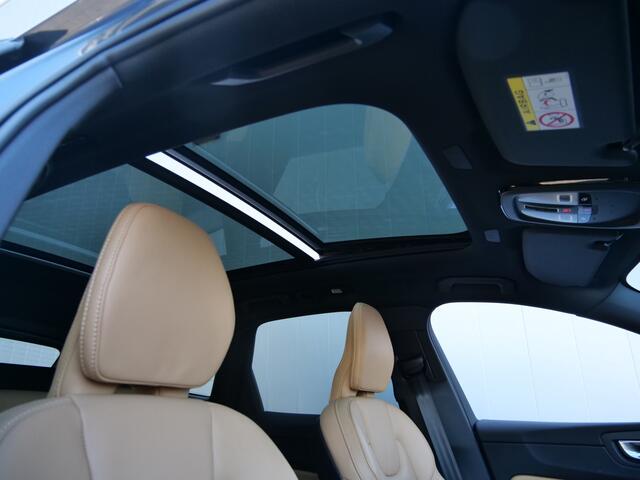 Volvo XC60 2.0 T6 PHEV 350pk AWD Ultimate Dark AUTOMAAT Bowers/Wilkin Sound / Panoramadak / HUD