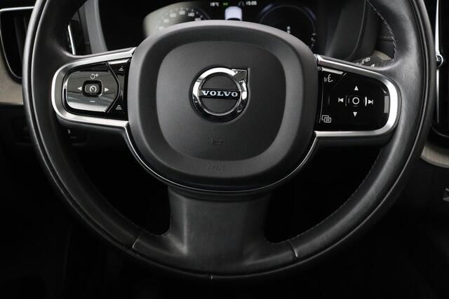 Volvo XC60 2.0 T6 Recharge AWD Inscription | Panoramadak | Head-Up | Leder | Stoel & stuurverwarming | 360 camera | Harman/Kardon | Adaptive cruise | Full LED