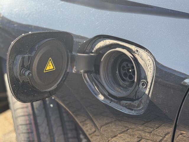 Volvo XC60 2.0 T8 Twin Engine AWD R-Design 360 Camera | Harman Kardon Audio | IntelliSafe Surround