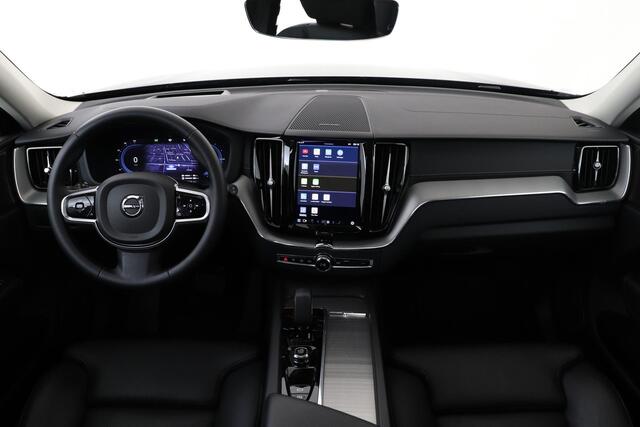 Volvo XC60 T8 RECHARGE AWD ULTIMATE DARK -PANO.DAK|LUCHTVERING|TREKHAAK|360°CAM|STANDKACHEL
