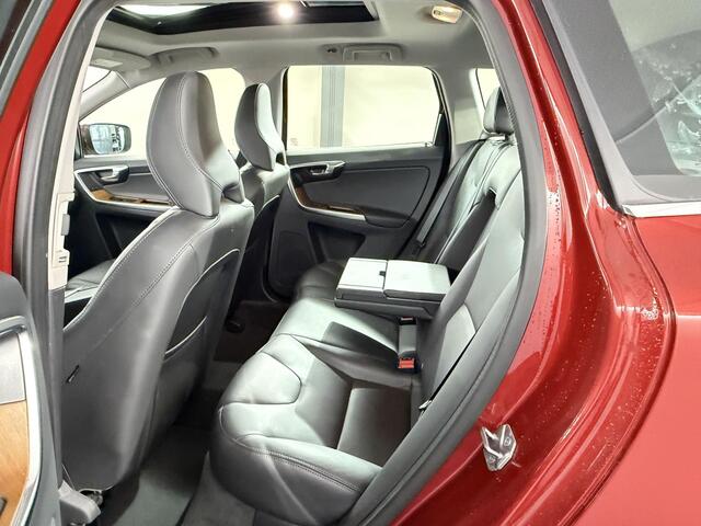 Volvo XC60 2.0 T5 FWD Polar+ / Voll. historie / Panoramadak / Leder / Camera / Memory Seats /
