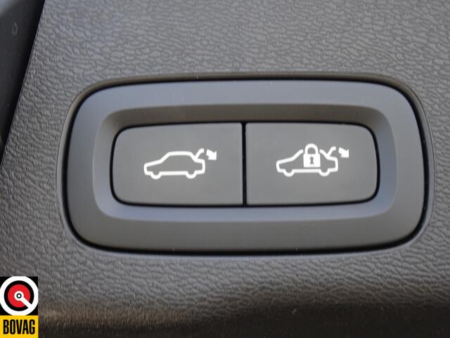 Volvo XC60 2.0 T6 Plug-in hybrid AWD Plus Black Edition