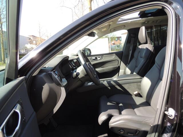 Volvo XC60 2.0 T6 Plug-in hybrid AWD Plus Dark Camera/Panodak/21inch etc.