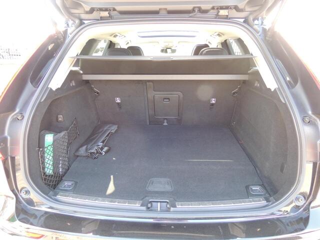 Volvo XC60 2.0 T6 Plug-in hybrid AWD Plus Dark Camera/Panodak/21inch etc.