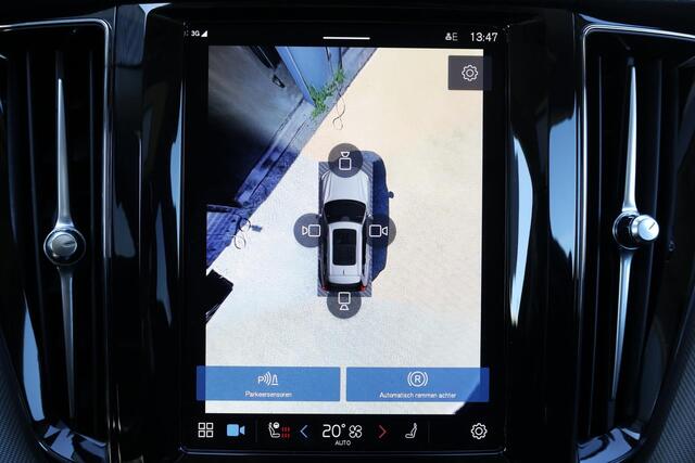 Volvo XC60 T6 Recharge AWD Plus Dark - LONG RANGE - Panorama/schuifdak - IntelliSafe Assist & Surround - 360º Camera - Harman/Kardon audio - Adaptieve LED koplampen - Verwarmde voorstoelen, stuur & achterbank - Parkeersensoren voor & achter - Elektr. bedienb. voorst
