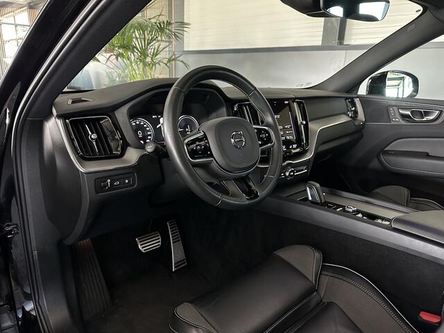 Volvo XC60 T8 391pk AWD R-Design Plus Pack | Panorama | ACC | Memory | Pilot-Assist | Sportstoelen | Camera | Keyless | Led | Zwarte Hemelbekleding | Dab | Carplay | Stuurwielverwarming | Bovag Garantie.