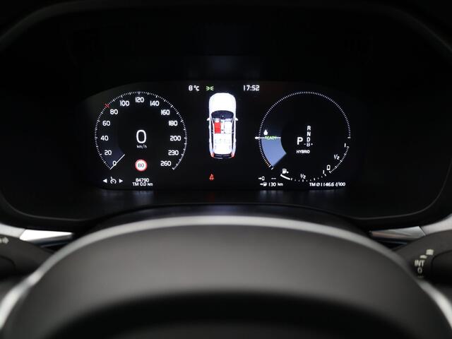 Volvo XC60 2.0 Recharge T6 AWD Business Pro | PANO | CAMERA | KEYLESS | TREKHAAK