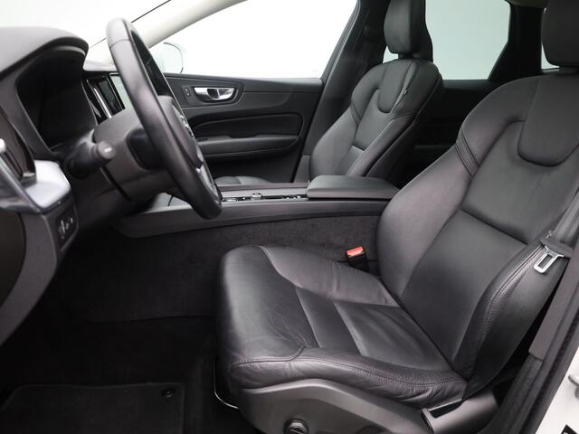 Volvo XC60 2.0 Recharge T6 AWD Business Pro | PANO | CAMERA | KEYLESS | TREKHAAK
