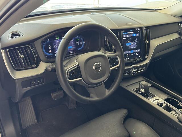 Volvo XC60 2.0 T6 Plug-in hybrid AWD Plus Dark
