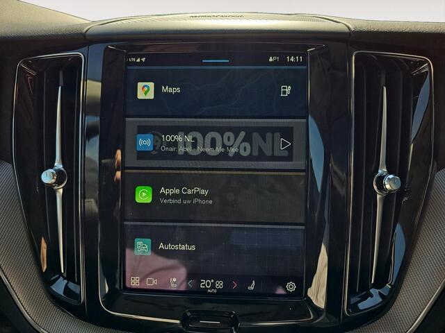 Volvo XC60 2.0 T6 Plug-in hybrid AWD Plus Dark | Trekhaak | Harman/Kardon Audio | Extra getint glas | 360 graden camera |