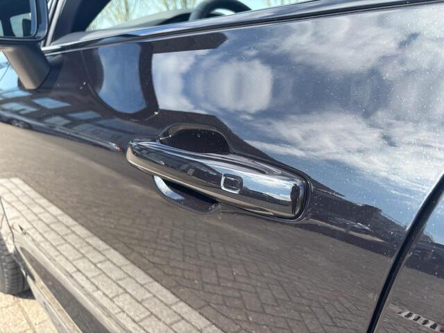 Volvo XC60 2.0 T8 Plug-in hybrid AWD Plus Black Edition
