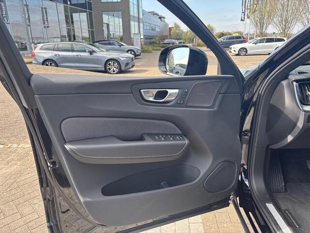 Volvo XC60 2.0 T8 Plug-in hybrid AWD Plus Black Edition