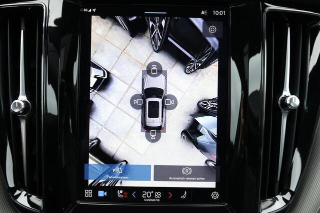 Volvo XC60 T6 Recharge AWD Plus Black Edition - LONG RANGE - Panorama/schuifdak - IntelliSafe Assist & Surround - 360º Camera - Harman/Kardon audio - Adaptieve LED koplampen - Verwarmde voorstoelen, stuur & achterbank - Parkeersensoren voor & achter - Elektr. bedien