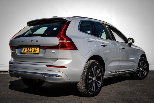 Volvo XC60 2.0 T6 Plug-in hybrid AWD Inscription Expression Panoramadak/ Caplay/ Stuur-stoelverwarming/ Full led/ Adapt. cruise/ Verw. voorruit