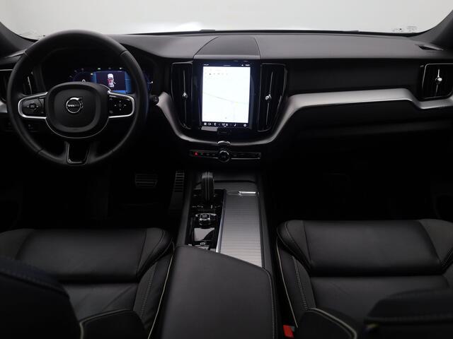 Volvo XC60 2.0 T6 Plug-in hybrid AWD R-Design | PANO | ADAPTIVE | STOEL- EN STUURVERW.