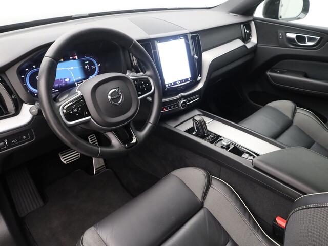 Volvo XC60 2.0 T6 Plug-in hybrid AWD R-Design | PANO | ADAPTIVE | STOEL- EN STUURVERW.
