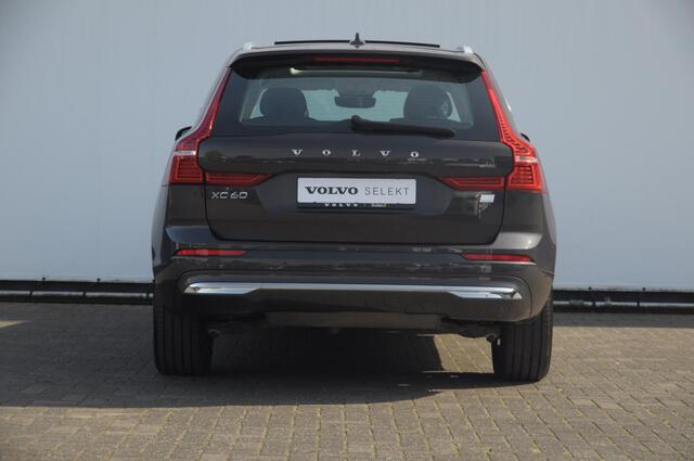 Volvo XC60 T8 455PK Automaat AWD Ultra Bright Long range / Head-up display / Harman Kardon audio / Panoramadak / BLIS / Elektrisch bedienbare voorstoelen / Memory seats / Verwarmbare stoelen / Keyless entry /