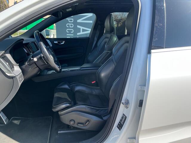 Volvo XC60 T8 Twin Engine AWD R-Design | Rijklaarprijs | Luchtvering | Bowers & Wilkins | Trekhaak |