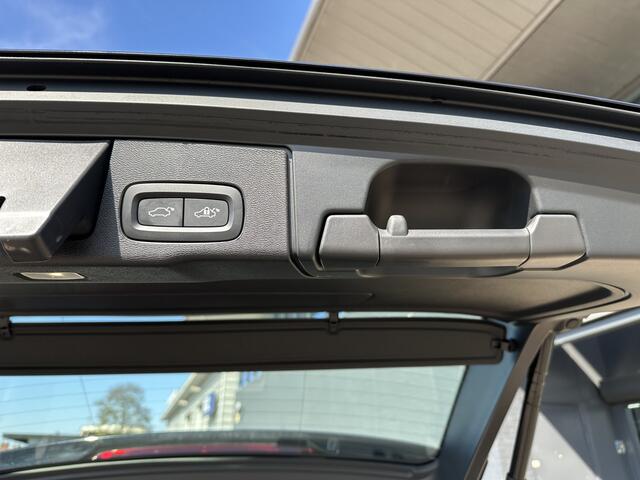 Volvo XC60 2.0 T6 Black Edition AWD Plug-in hybrid