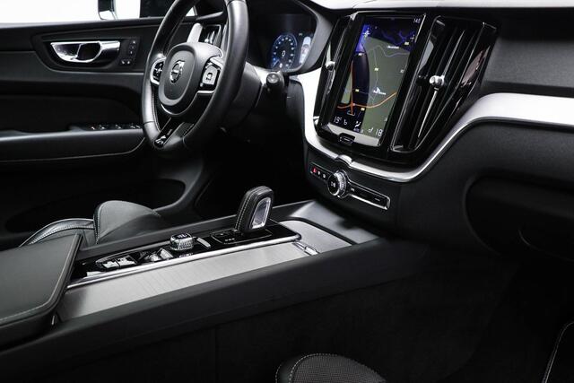 Volvo XC60 2.0 Recharge T6 AWD R-Design | PANORAMADAK | DAB | APPLE | CAMERA | 22"