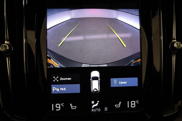 Volvo XC60 2.0 Recharge T6 AWD R-Design | PANORAMADAK | DAB | APPLE | CAMERA | 22"