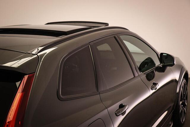 Volvo XC60 2.0 Recharge T6 AWD R-Design | PANORAMADAK | DAB | APPLE | CAMERA | 22"