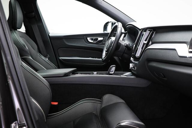 Volvo XC60 2.0 Recharge T6 AWD R-Design | PANORAMADAK | DAB | APPLE | CAMERA | 22"