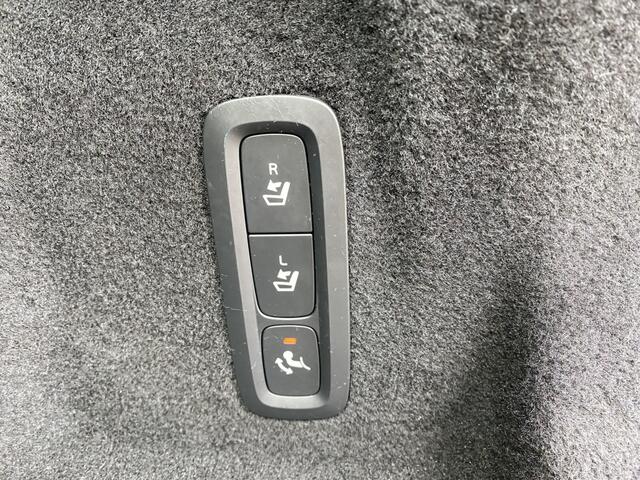 Volvo XC60 2.0 T5 Inscription KEYLESS/NAVI/CAMERA