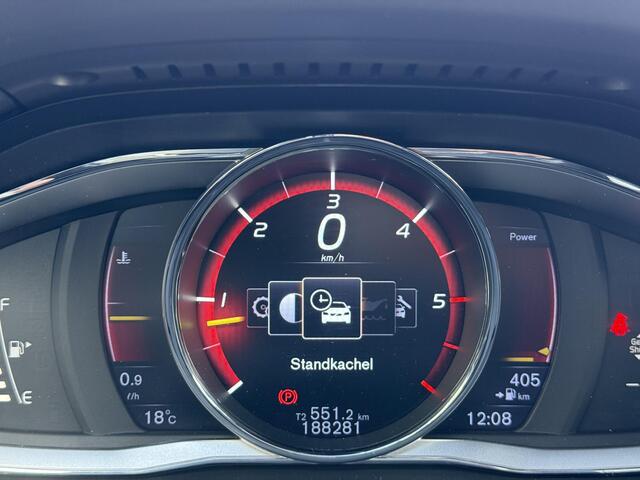 Volvo XC60 2.4 D5 R-Design | 5 CILINDER! | EURO 6! | Super compleet! | Intellisafe | Luxery | Security | Scandinavian | Schuif'/kantel panoramadak | Harman/kardon | Standkachel | Keyless entry/start | Adaptieve cruise control |