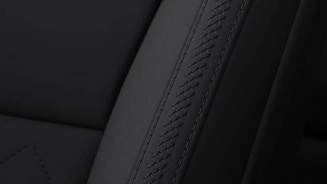 Volvo XC60 T6 AWD 350 pk Plug-in hybrid Essential Extra getint glas | Driver Assist | Climate line | 19" | All Season banden