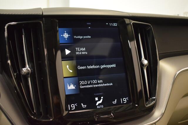 Volvo XC60 2.0 T5 250pk AUT8 Inscription 65000 NAP/ Sunroof/ Head Up Displ./ Camera/ Airco v+a/ Stuur &Stoelverw. v+a/ Reservewiel