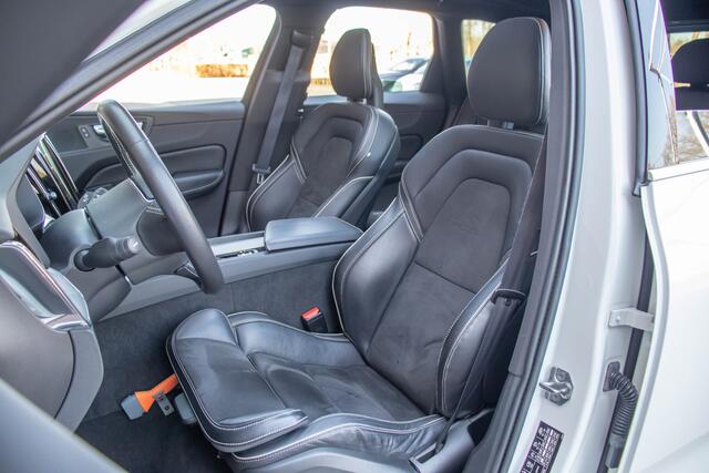 Volvo XC60 T5 AWD R-Design, Luchtvering, Panoramadak, Carplay, Trekhaak, Adaptive Cruise, 360 Camera, Memory, Keyless.